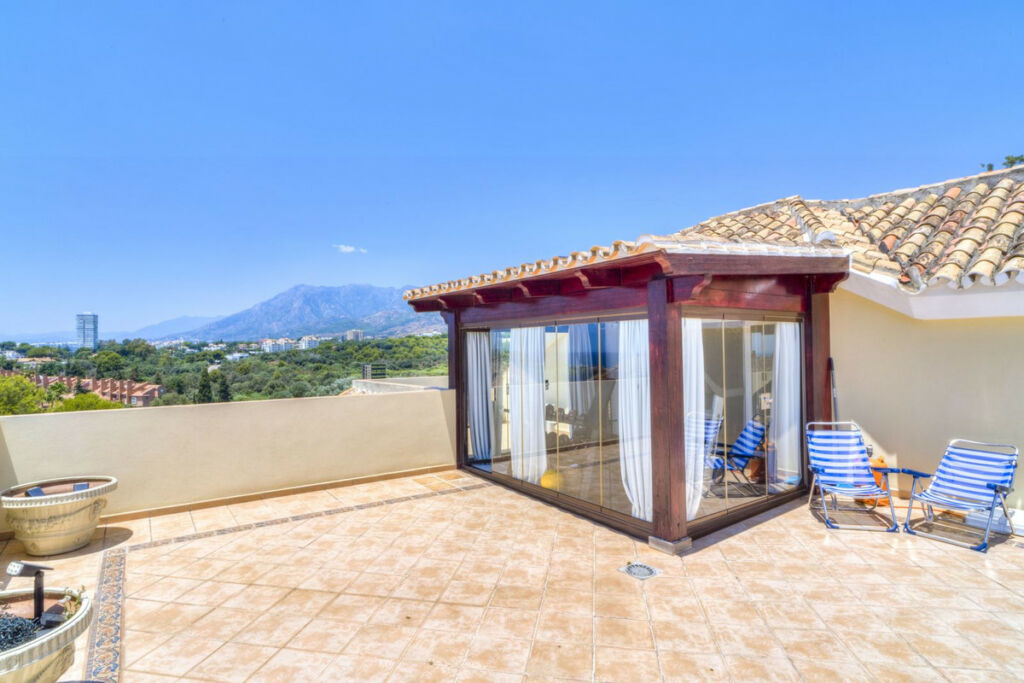 Penthouse Duplex Bahía de Marbella Málaga - image 6