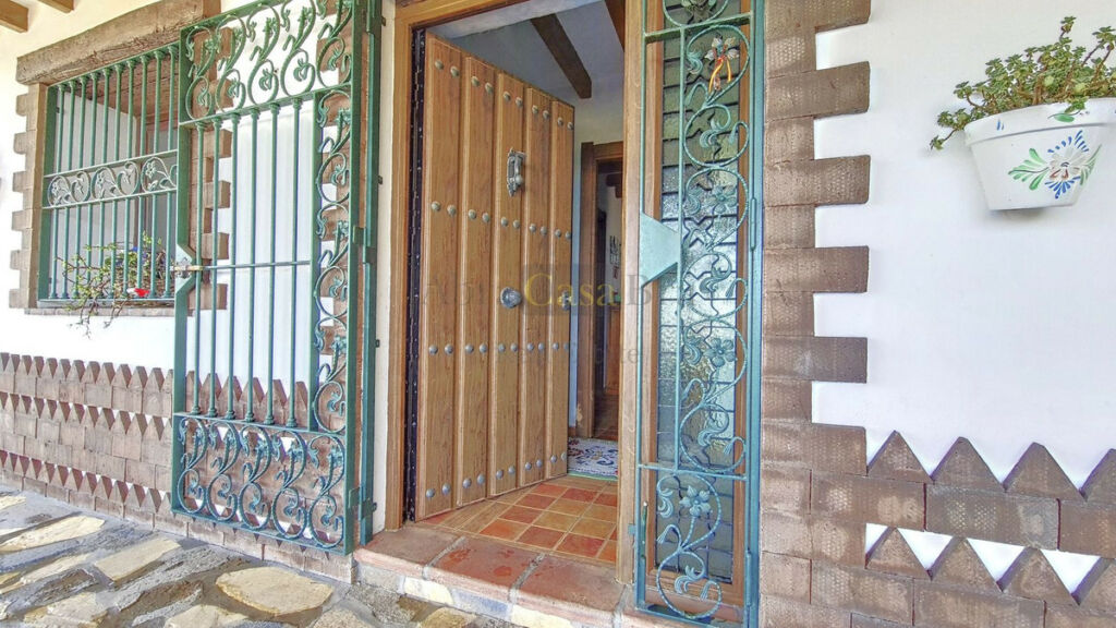 Detached Villa Canillas de Albaida Málaga - image 6