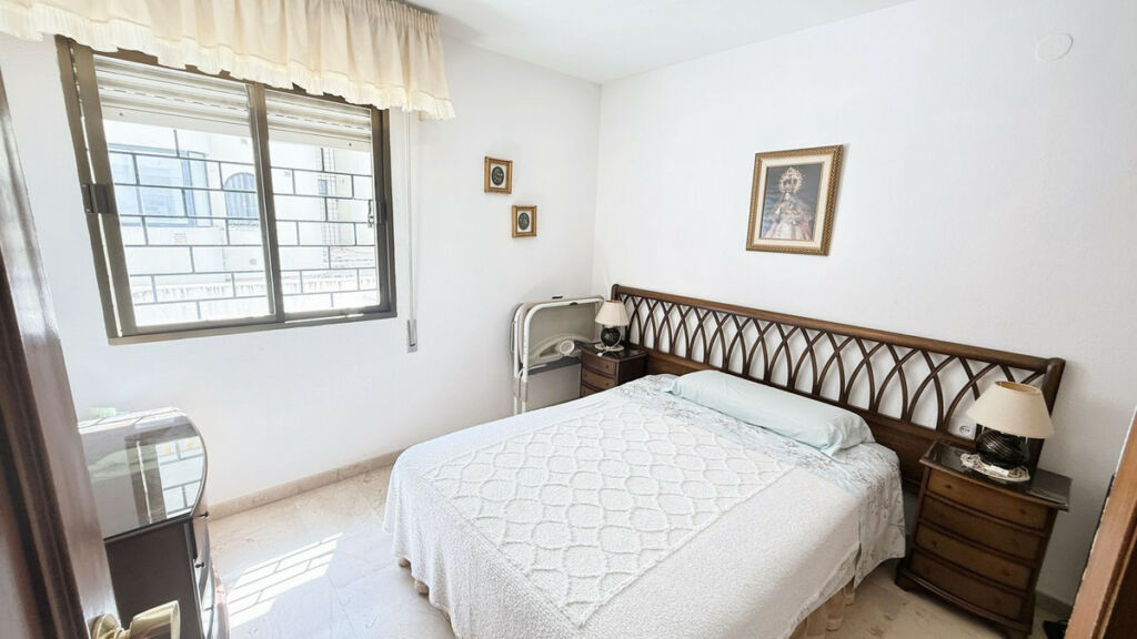 Middle Floor Apartment Marbella Málaga - image 6