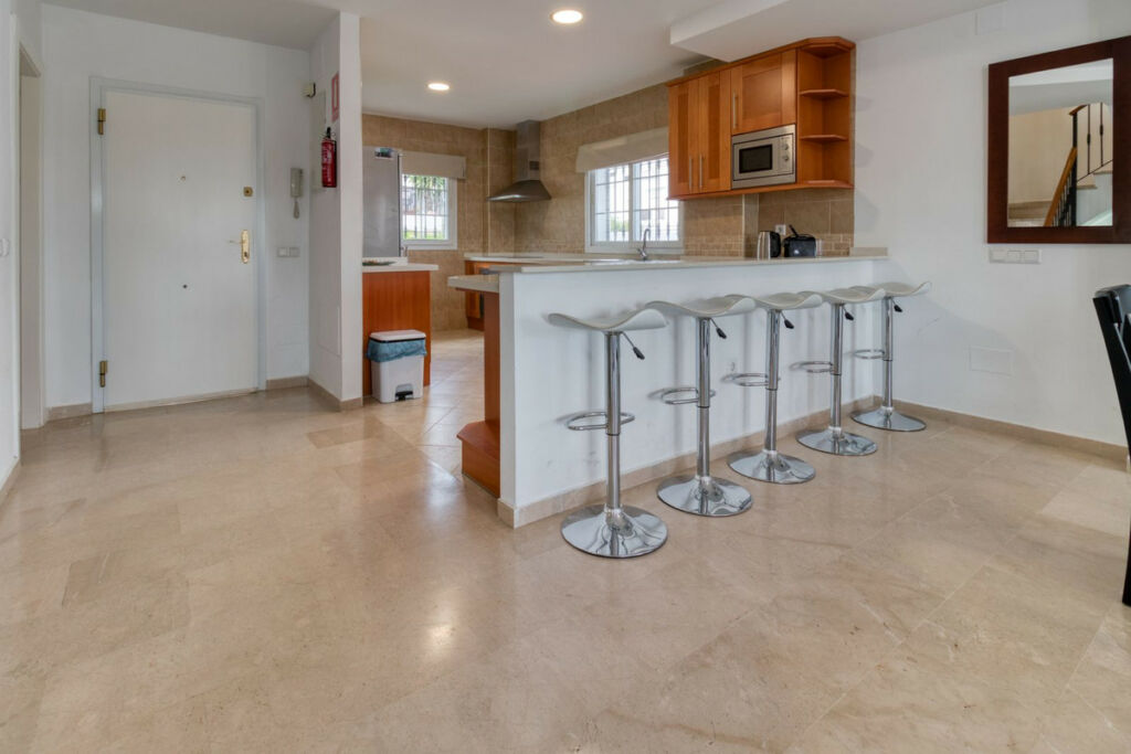 Semi-Detached House Alhaurín de la Torre Málaga - image 6