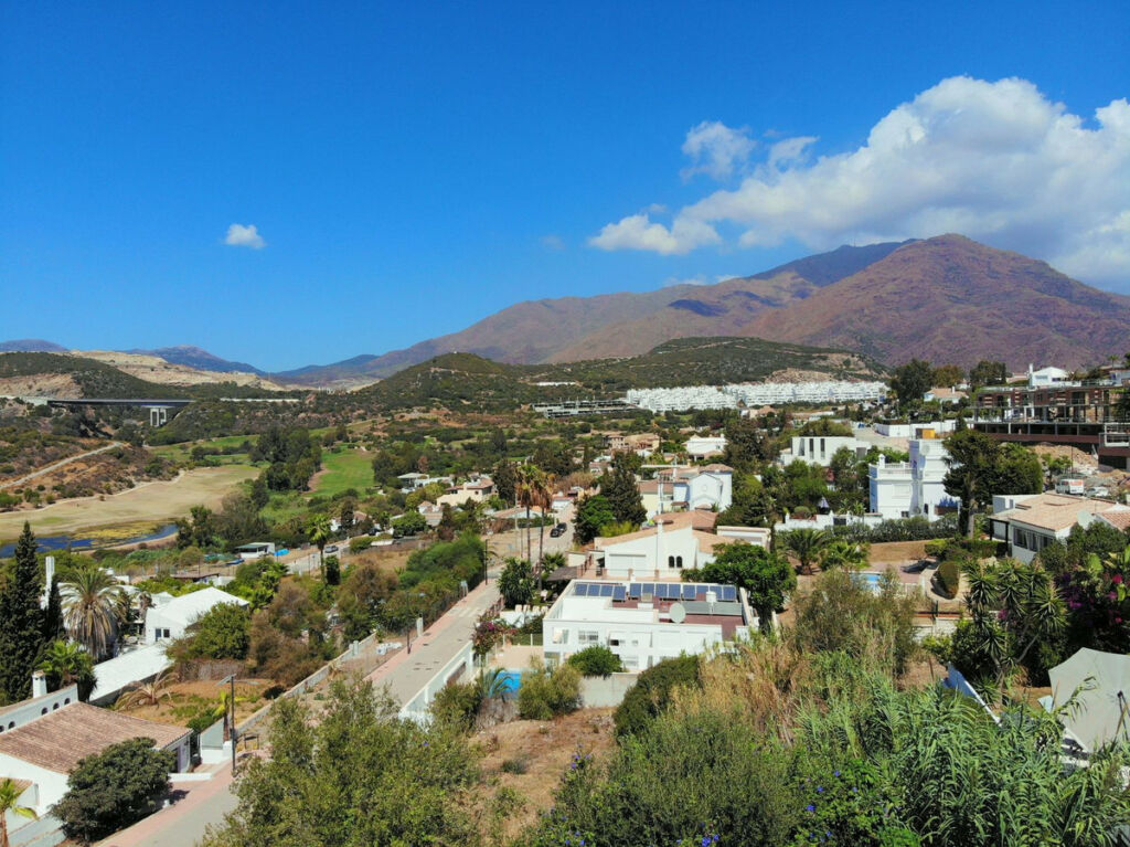 Residential Plot Estepona Málaga - image 6