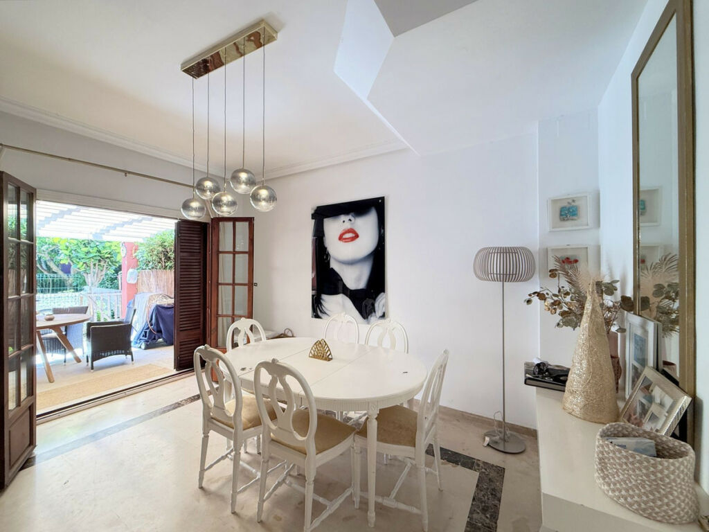 Townhouse Estepona Málaga - image 6