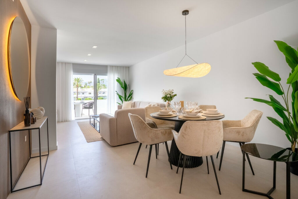 Penthouse Duplex Nueva Andalucía Málaga - image 6