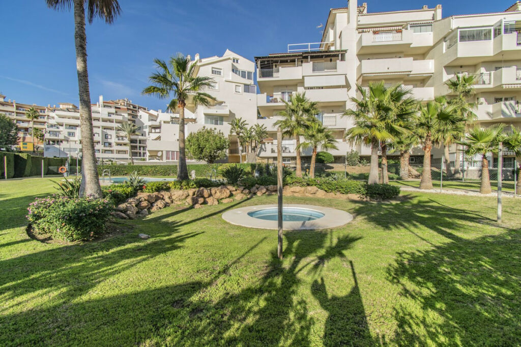 Penthouse Torrequebrada Málaga - image 6