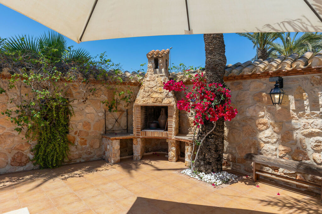 Detached Villa Punta Prima Alicante - image 6