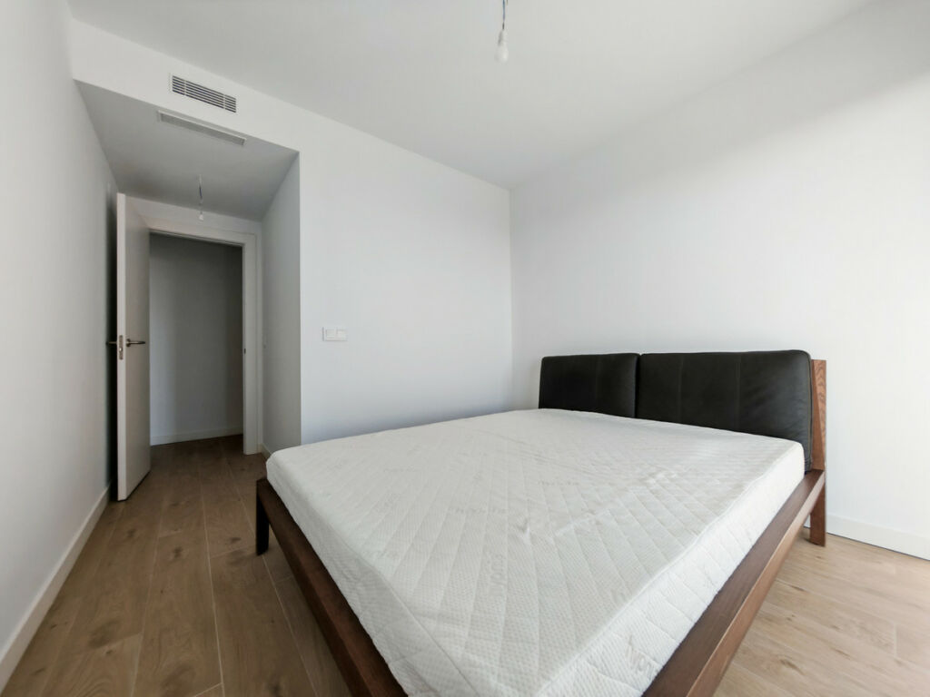 Middle Floor Apartment Estepona Málaga - image 6