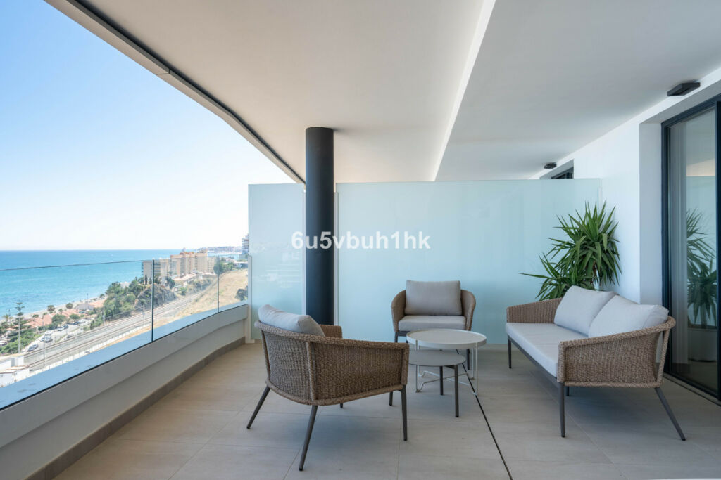 Ground Floor Apartment Fuengirola Málaga - image 6