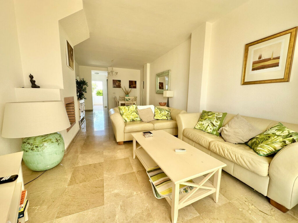Ground Floor Apartment La Duquesa Málaga - image 6