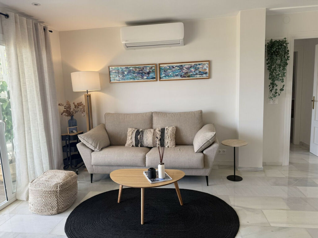 Middle Floor Apartment San Pedro de Alcántara Málaga - image 6