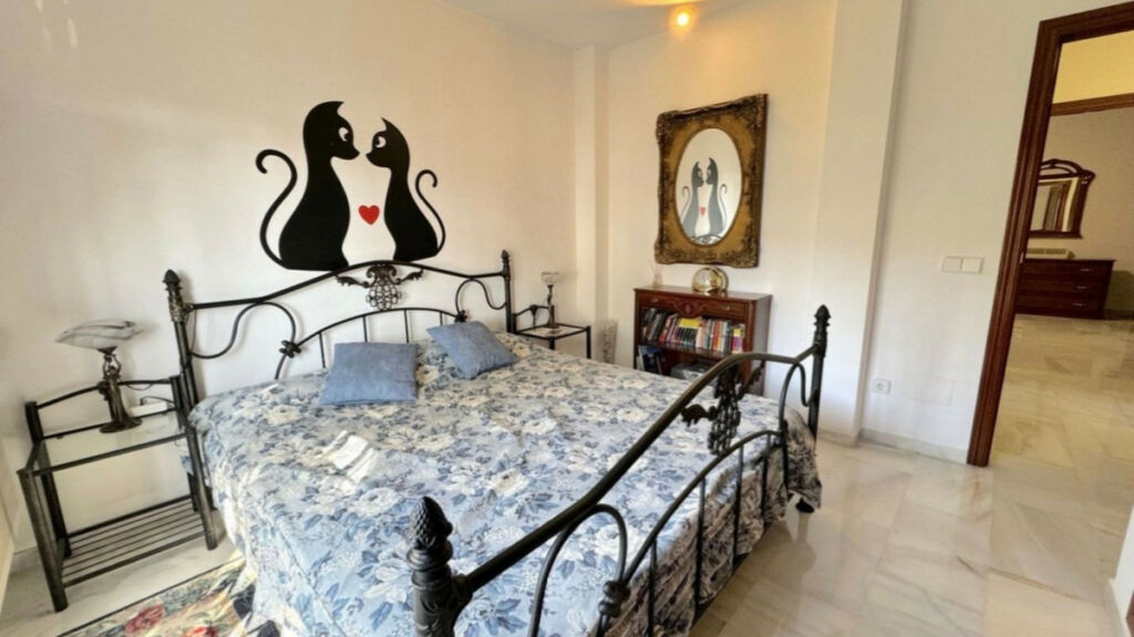 Semi-Detached House Atalaya Málaga - image 6