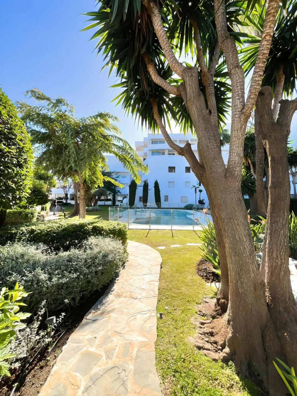 Ground Floor Apartment Nueva Andalucía Málaga - image 6