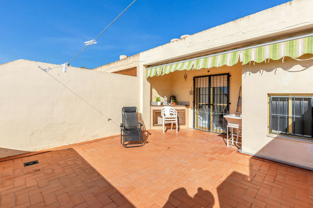 Penthouse La Mata Alicante - image 9