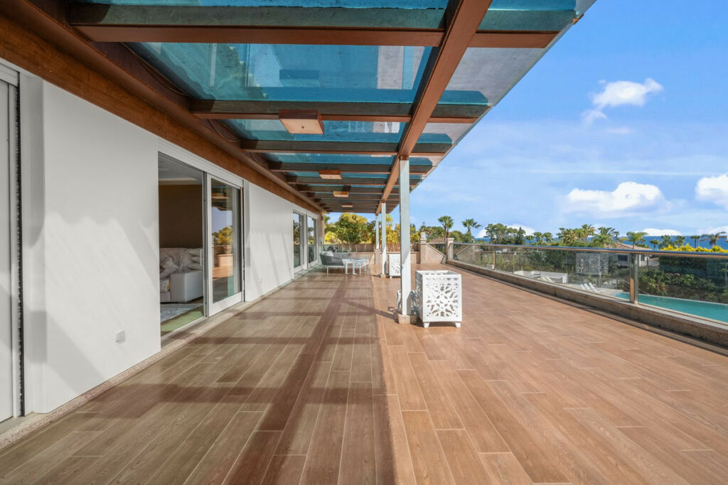Detached Villa Bahía de Marbella Málaga - image 6