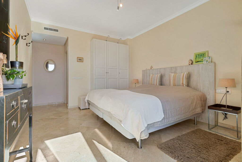 Penthouse Ojén Málaga - image 6