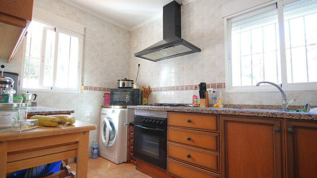 Detached Villa Benigembla Alicante - image 6