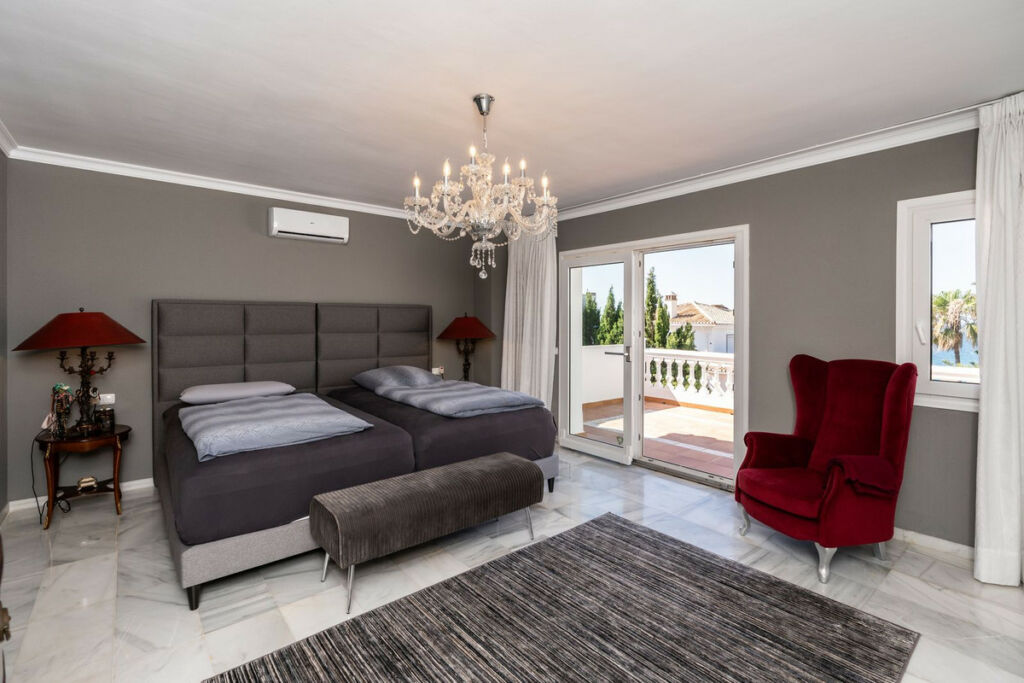 Detached Villa Mijas Costa Málaga - image 6