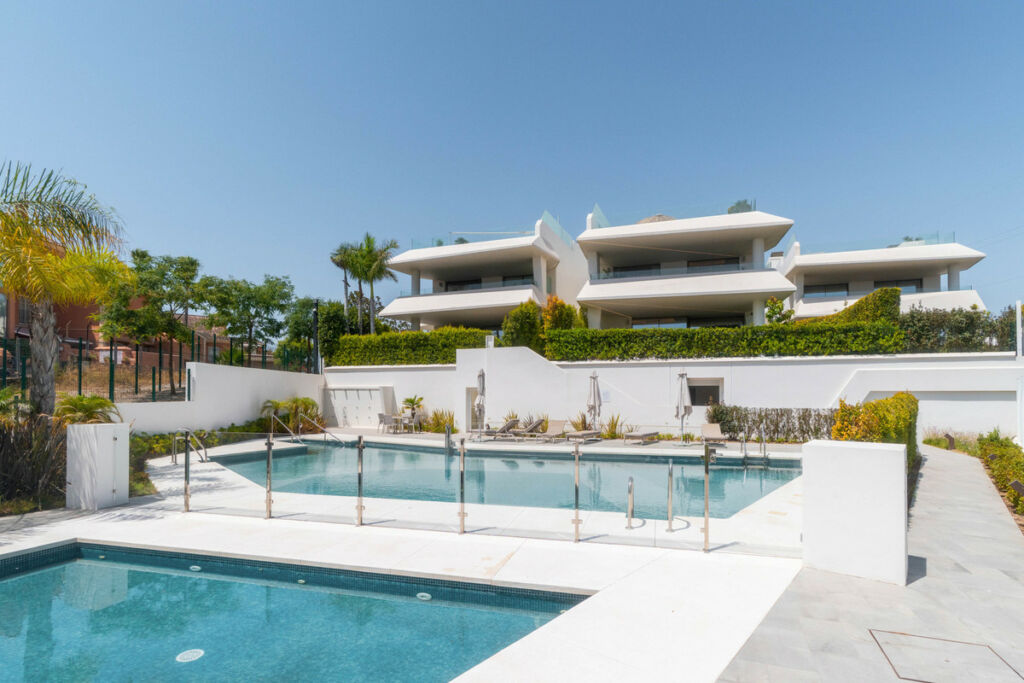 Detached Villa Nueva Andalucía Málaga - image 60