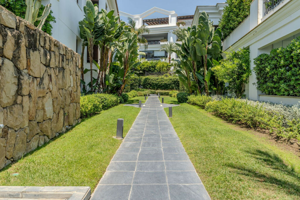 Ground Floor Apartment Estepona Málaga - image 60