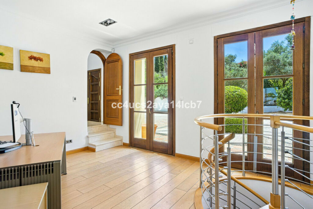 Detached Villa Alhaurín el Grande Málaga - image 61
