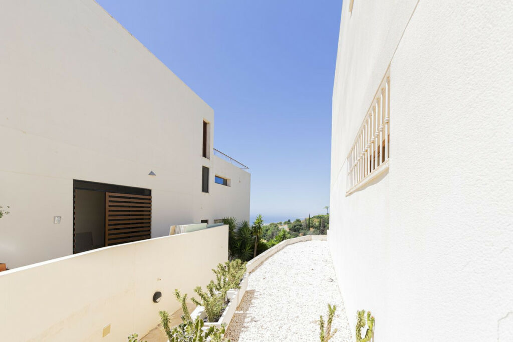 Duplex Altos de los Monteros Málaga - image 62