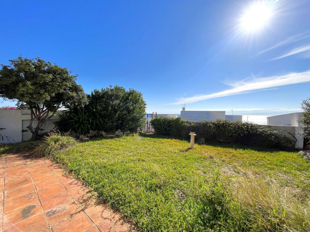 Detached Villa Estepona Málaga - image 67
