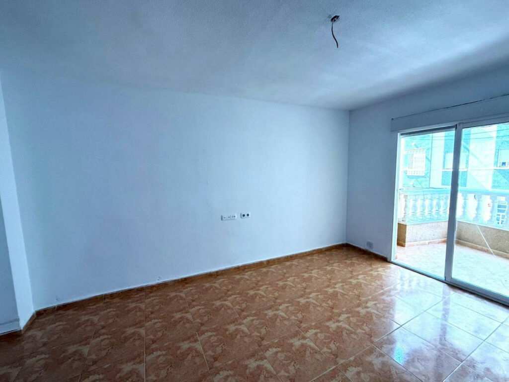 Middle Floor Apartment Playa Del Cura Alicante - image 7