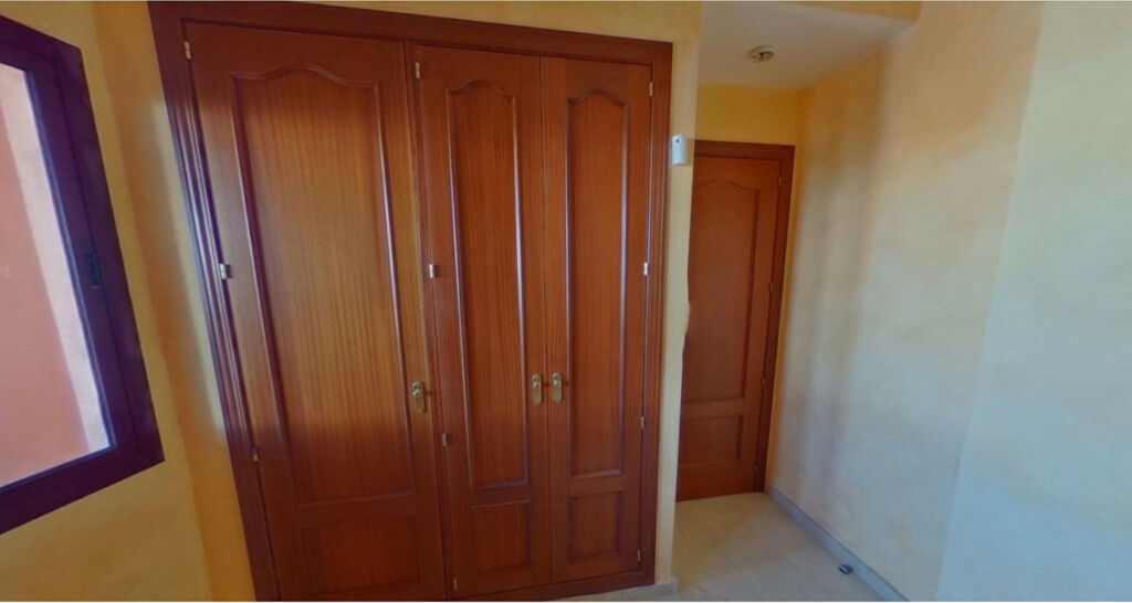 Middle Floor Apartment La Duquesa Málaga - image 7