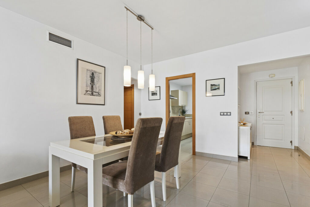 Ground Floor Apartment Estepona Málaga - image 9