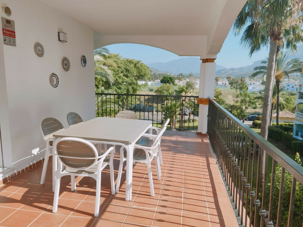 Middle Floor Apartment Marbella Málaga - image 7