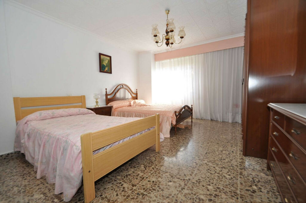 Townhouse Ibi Alicante - image 7