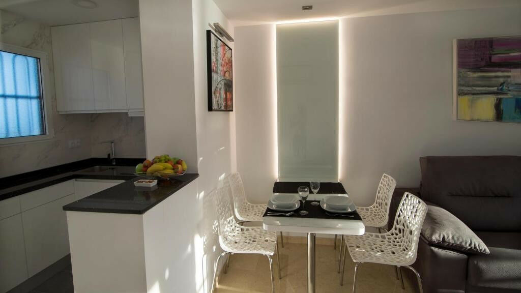 Middle Floor Apartment Benidorm Alicante - image 7