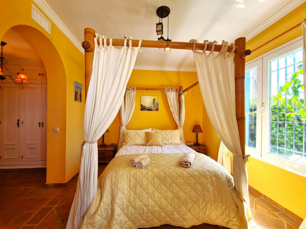 Ground Floor Apartment Casares Playa Málaga - image 7