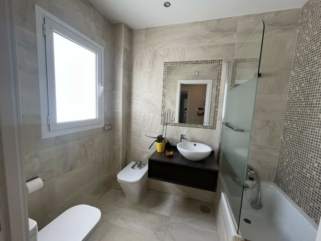 Penthouse Estepona Málaga - image 7