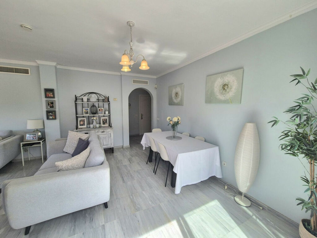 Penthouse Duplex Alhaurin Golf Málaga - image 9