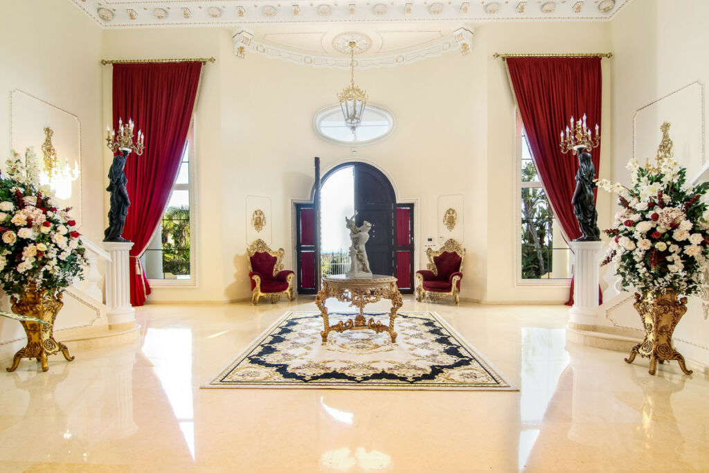 Detached Villa Sotogrande Cádiz - image 7