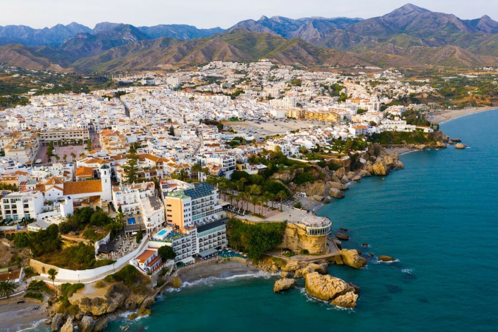 Middle Floor Studio Nerja Málaga - image 22