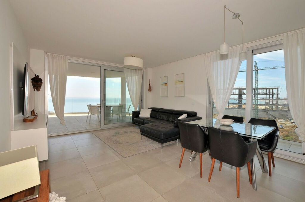 Middle Floor Apartment Fuengirola Málaga - image 7