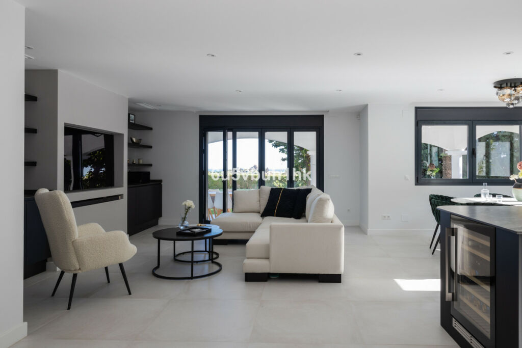 Detached Villa La Quinta Málaga - image 7