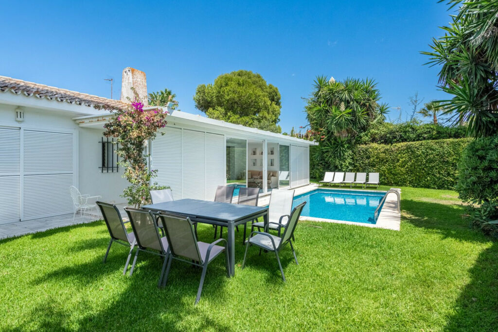 Semi-Detached House Los Monteros Málaga - image 7