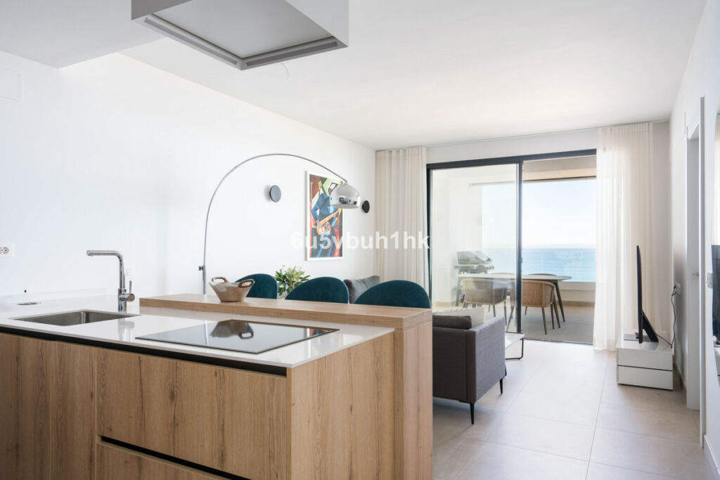 Ground Floor Apartment Fuengirola Málaga - image 7