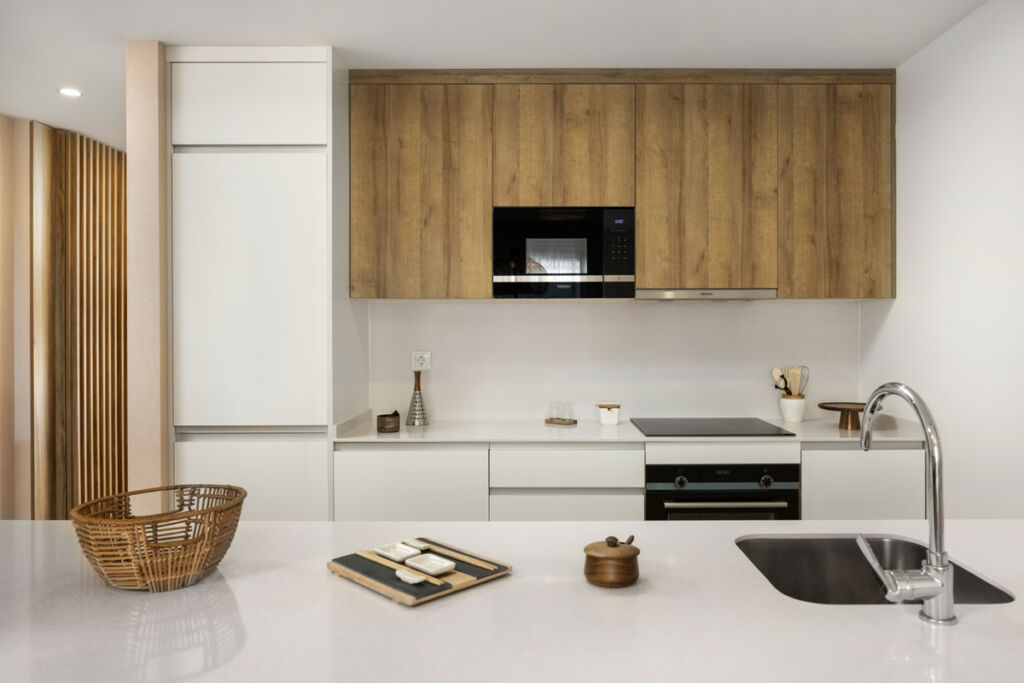 Middle Floor Apartment Estepona Málaga - image 7