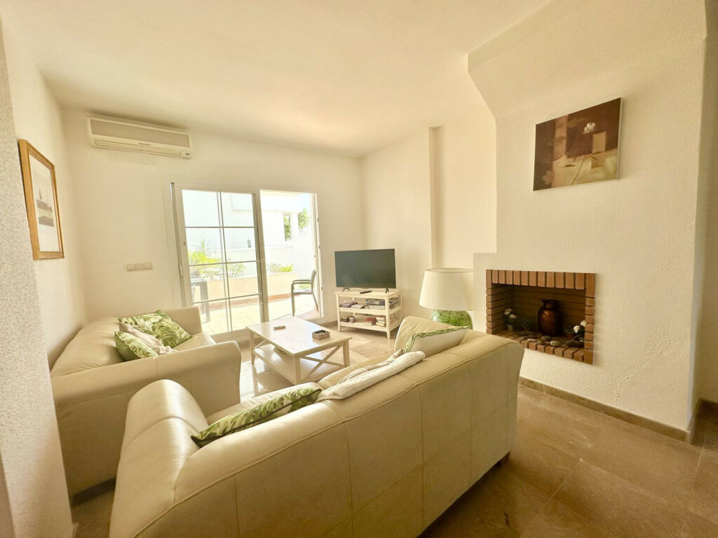 Ground Floor Apartment La Duquesa Málaga - image 7