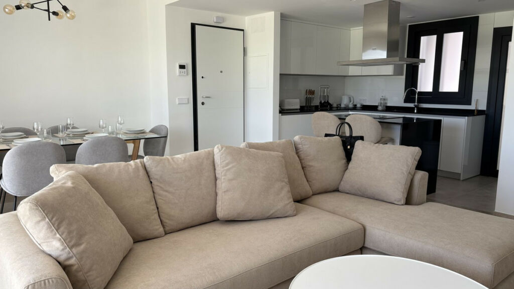 Ground Floor Apartment Atalaya Málaga - image 7