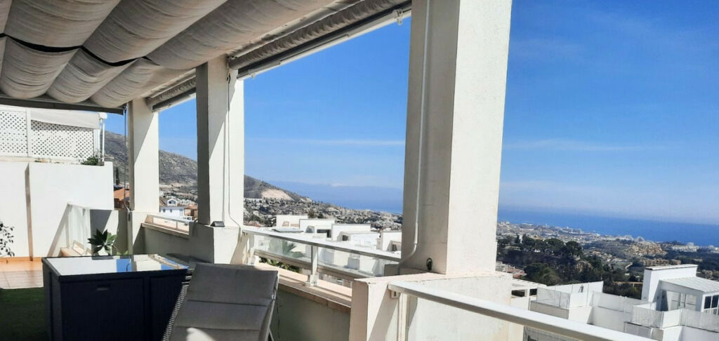 Penthouse Benalmadena Pueblo Málaga - image 7