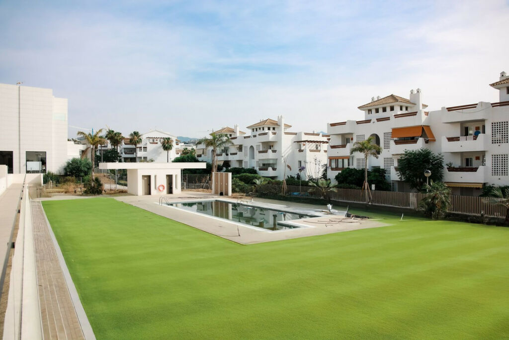 Penthouse Duplex Selwo Málaga - image 7