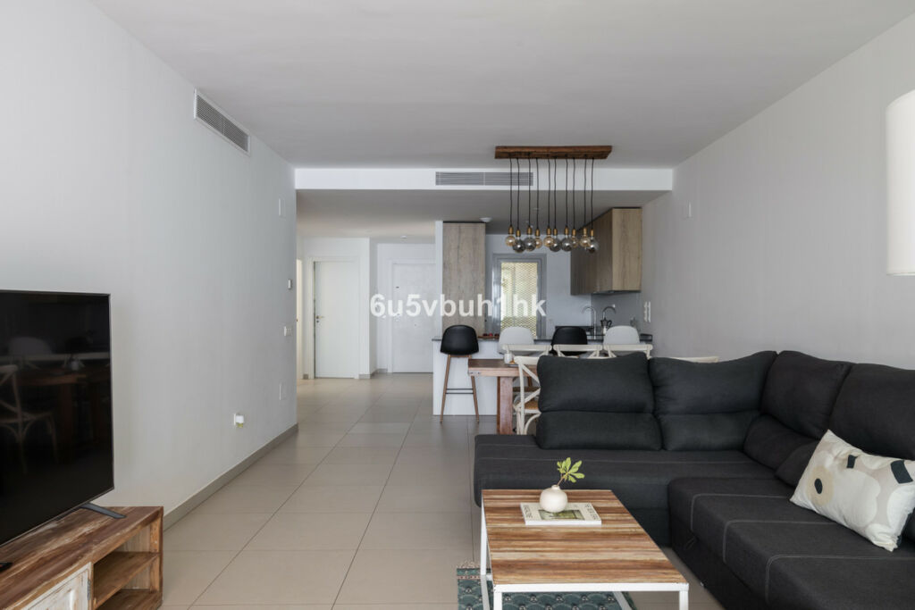 Ground Floor Apartment La Capellania Málaga - image 7