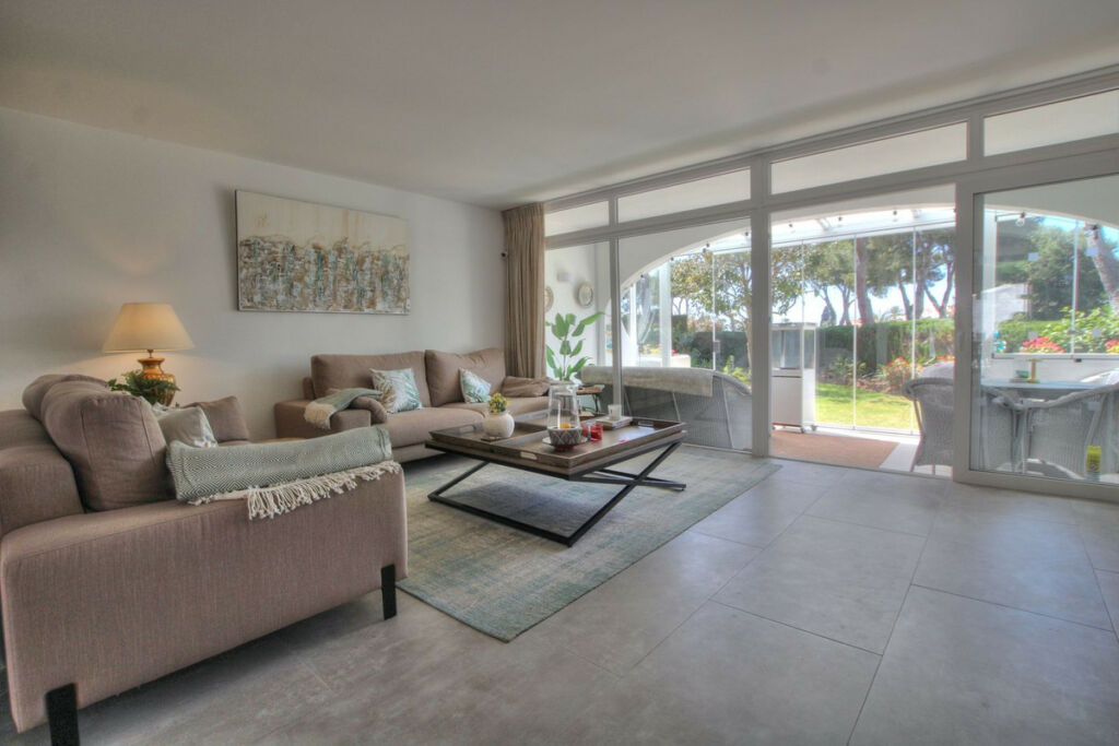 Semi-Detached House Miraflores Málaga - image 7