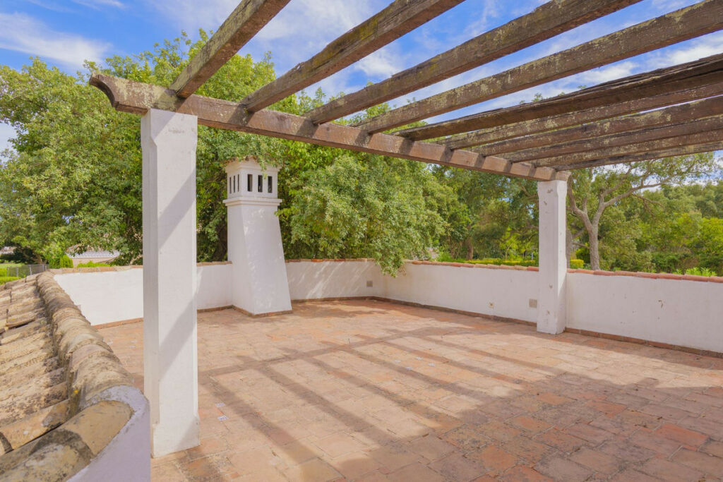 Detached Villa San Roque Club Cádiz - image 7
