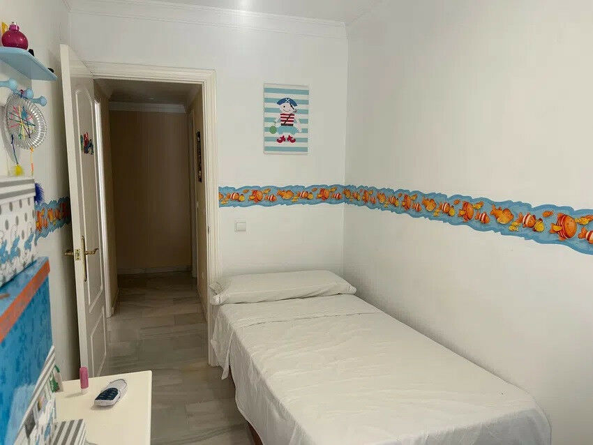 Middle Floor Apartment San Pedro de Alcántara Málaga - image 7