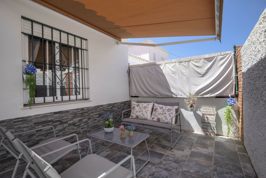 Detached Villa Fuengirola Málaga - image 7